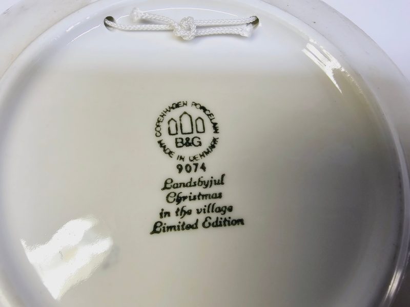 Set med 3 julassietter från B&G Copenhagen Porcelain – Limited Edition