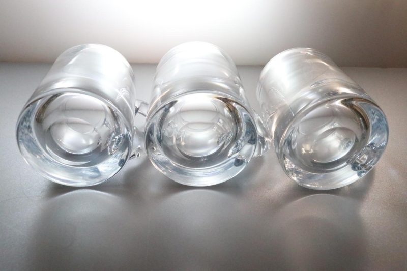 3 stycken glas / Sejdlar troligen Kosta