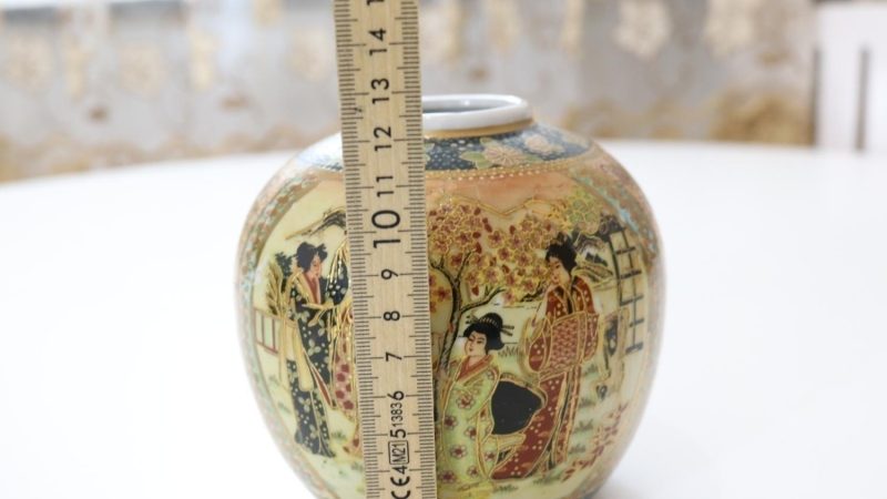 Handmålad urna utan lock, Japan, Geisha Satsuma, troligen replika