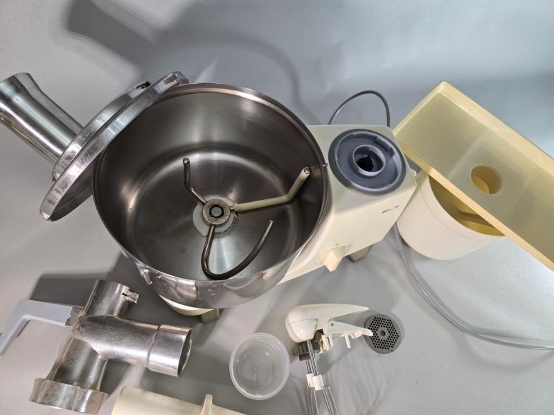 Köks assistent , Bosch Universal