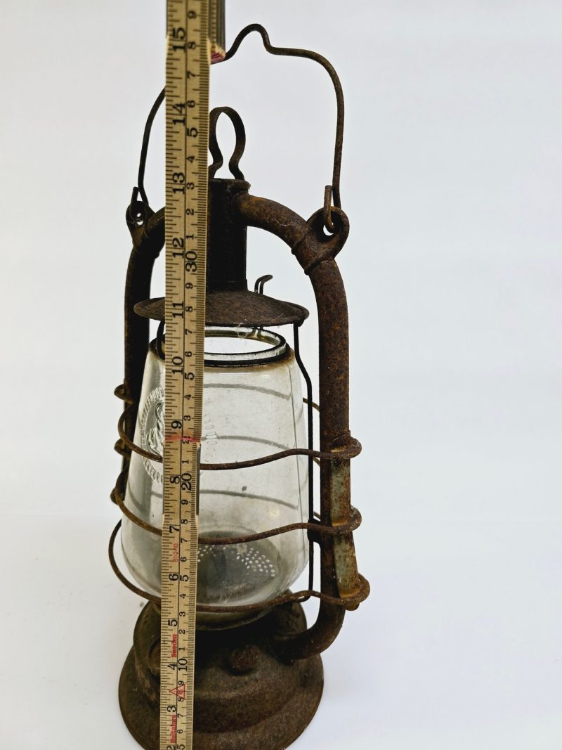 Antik stormlampa – Feuerhand D.R. Patent – tidlös charm och funktion