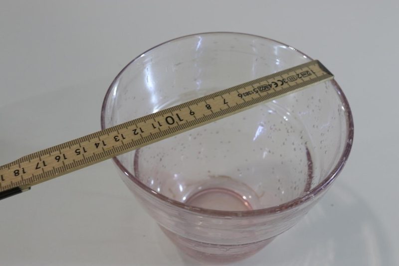 Krukor i glas med luftbubblor, Rosa, H= 14,5cm D= 14cm