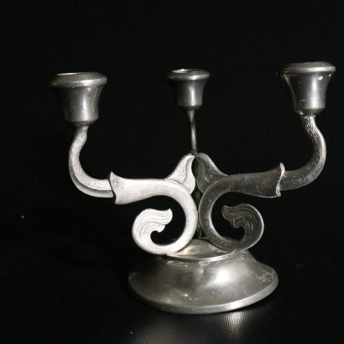 Klassisk Svenskt Tenn-ljusstake – Stilren Design med Historiska Anor