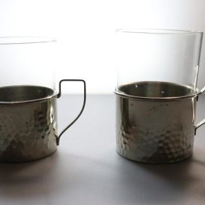 2st teglas, glas och metall