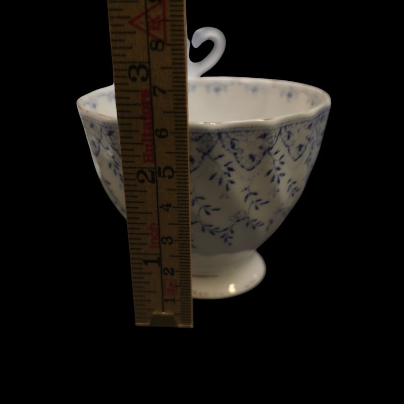Elegant Teservis från Tuscan Fine English Bone China – För en Ljuvlig Servering