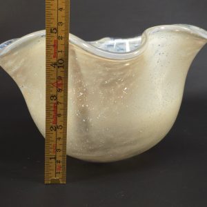 Handgjord Glasvas från Åhus – Unikt Designföremål från 1981