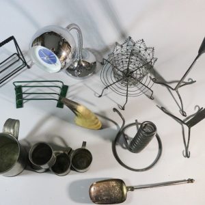Diverse vintage metallföremål mm