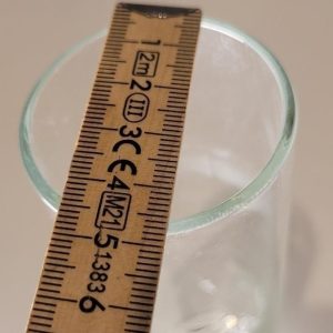 Avlång cylinder blomvas, bubbla på botten