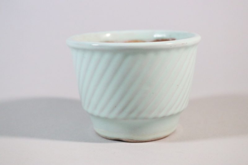 Liten kruka med ljusgran glasyr, H8cm D10cm