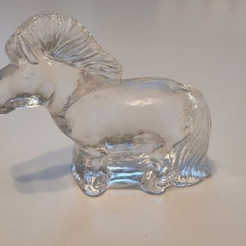 häst figurin i glas