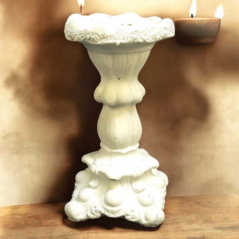 Elegant och Rustik Ljusstake från Gilbert Gilbert – Perfekt för Heminredningen!