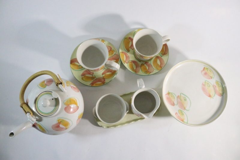 Unikt handmålat kaffekanna-set, signerat keramikverk