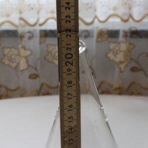 2st Ljusstakar / prydnadshängen i glas
