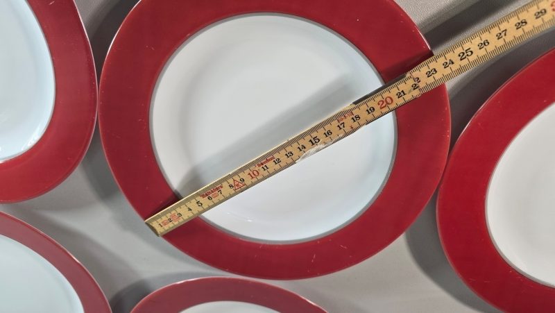 Till Salu: Sex Vita Opalinglas / Mjölkglas från Arcoroc Arcopal France