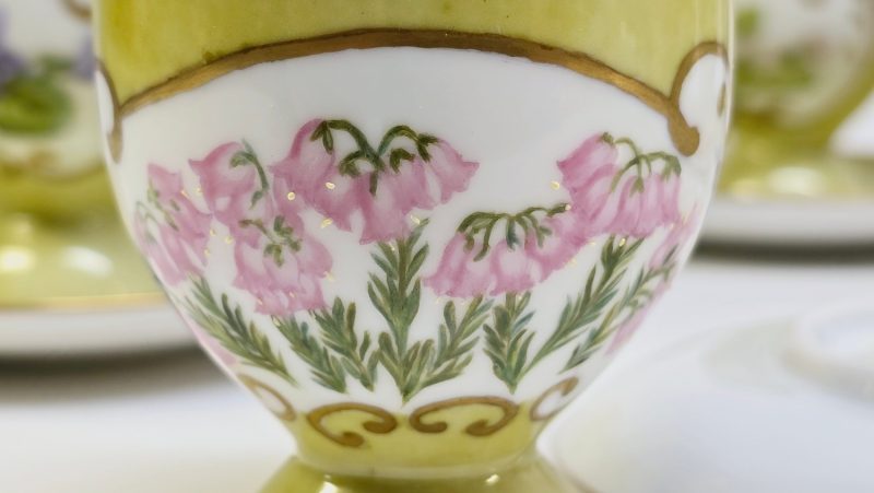 Exklusivt set av 8 kaffekoppar från K&A Krautheim Selb Bavaria