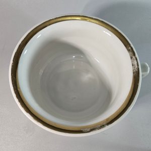 KRUKA / POTTA MED ROSMOTIV
