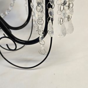 Elegant Taklampa med Glasprismor – Klassisk Charm och Tidlös Design