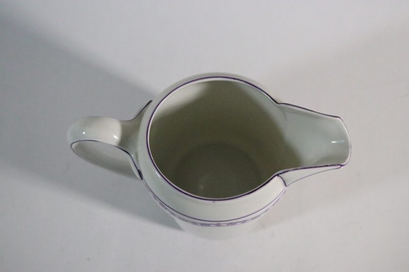 Elegant Mjölkkanna i Porslin – Vintage Charm