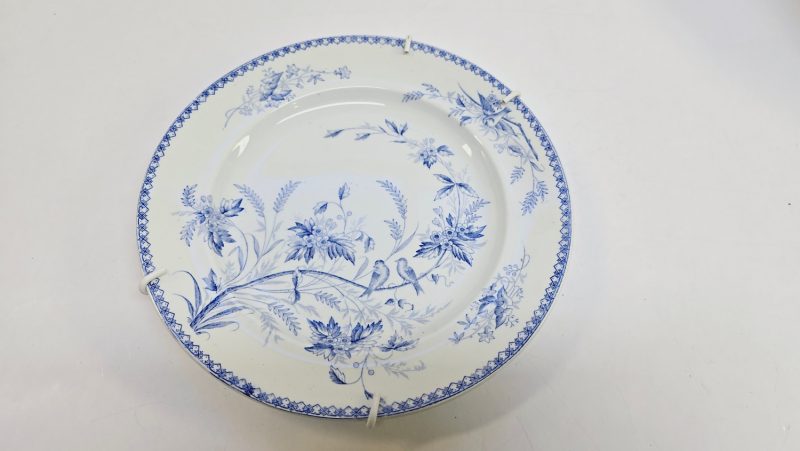 Gustavsberg "Göteborg" – Elegant Antik Tallrik med Blå Dekor