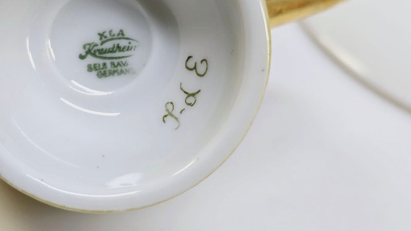 Exklusivt set av 8 kaffekoppar från K&A Krautheim Selb Bavaria