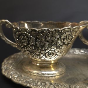 Elegant Vintage Teservis från Japan – En Tidlös Skatt sockerskål & gräddsnip
