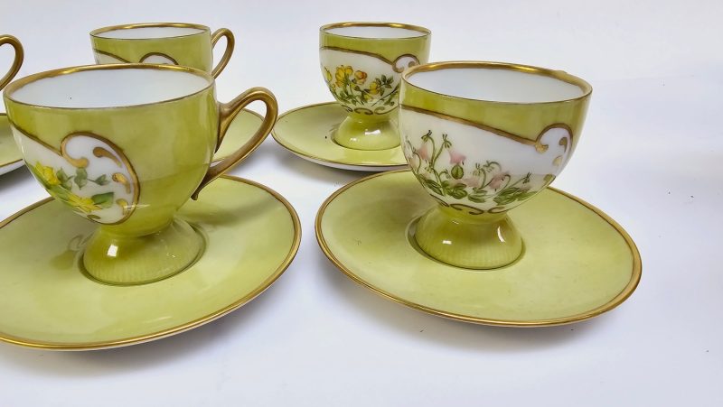 Exklusivt set av 8 kaffekoppar från K&A Krautheim Selb Bavaria