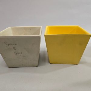Ett par krukor - Steninge Pastell 4 kant
