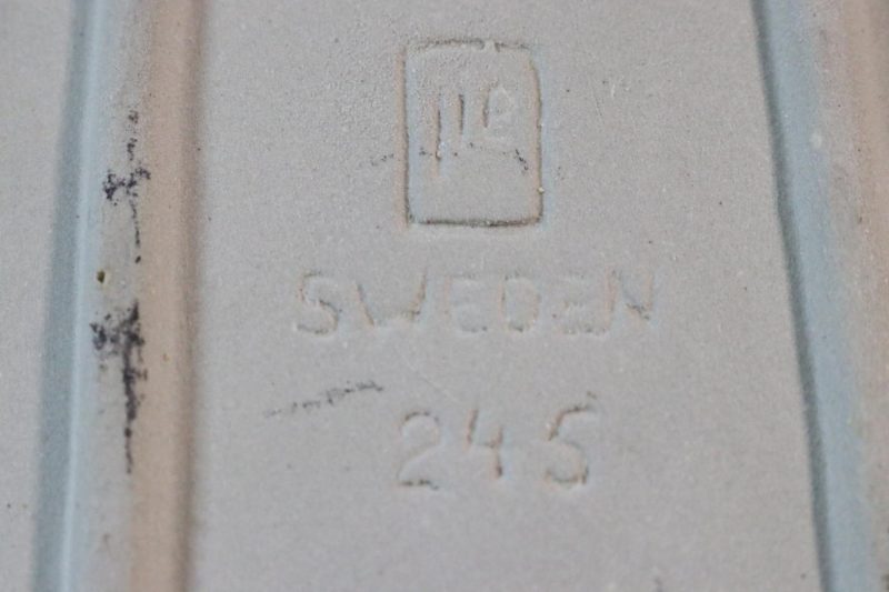 Väggfat, Jie Gantofta av Solsieg Ueltzhöver - Lagning, mått 32x23cm