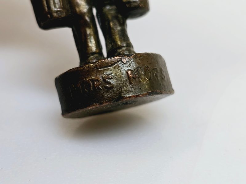 Tre Små Figurer i Brons – "Mors" – Historisk Samlingsdetalj