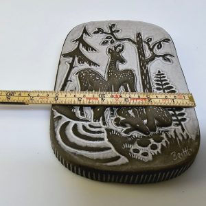 Unik keramikväggplatta av Berth Norrman - Naturskön design från Motala