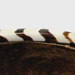 Handgjord Träskål med Dekorativa Detaljer - 10 cm i Diameter