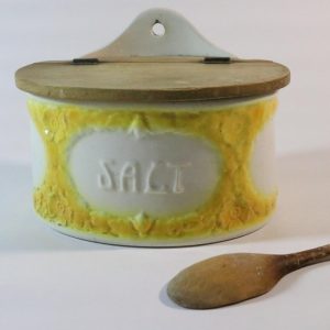 Äldre mjölskäppa Gustavsberg. Längd 19,5 cm. Höjd 11 cm (inkl. lock).