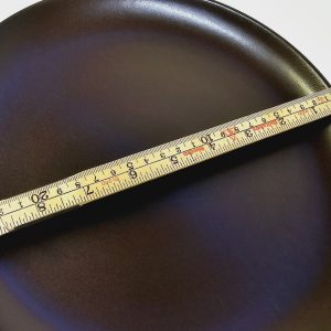Stilrena Svarta Tallrikar från Höganäs – 26 cm i Diameter