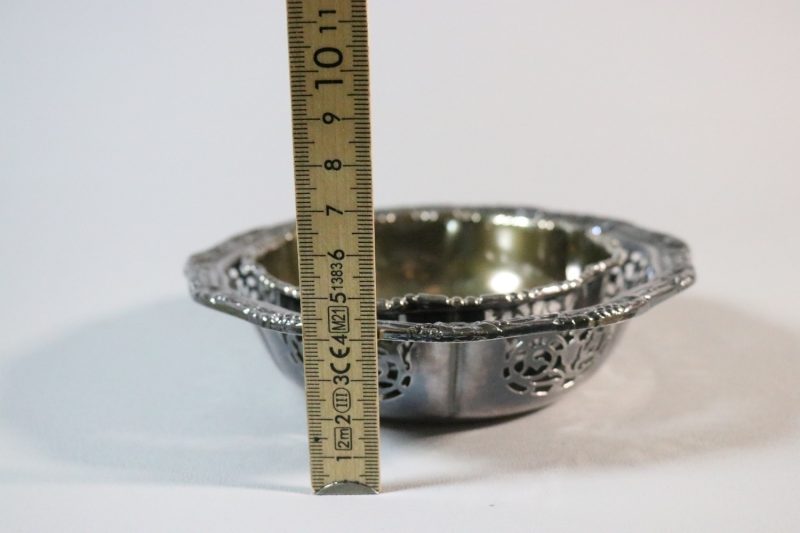 2st Metallskålar, D 15cm och 11cm