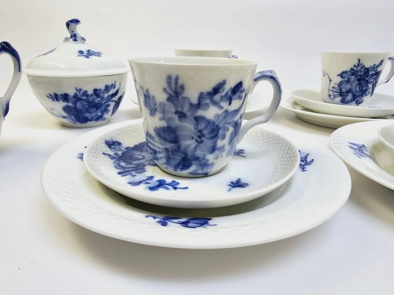 Kunglig elegans: Komplett kaffeservis från Royal Copenhagen