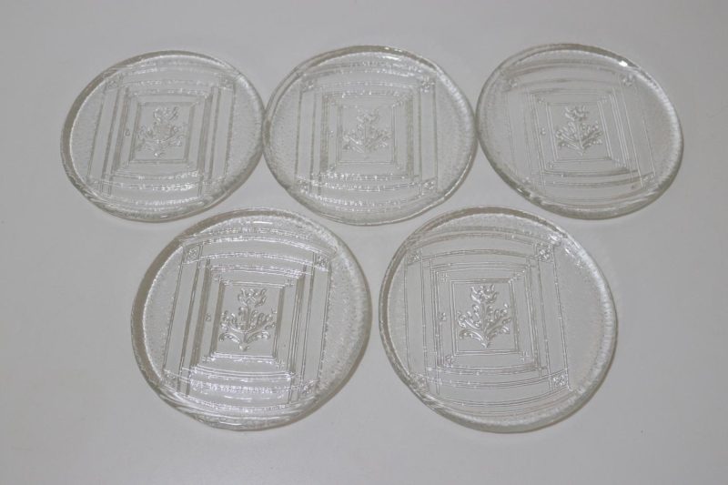 5st assietter i pressglas, 15cm
