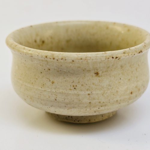 Handgjord keramisk skål, 4 cm hög