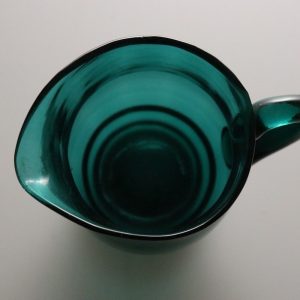 Kanna i grönt / Teal färgat glas