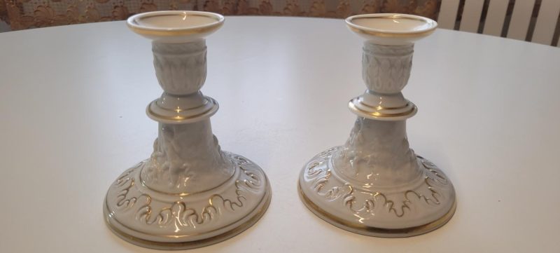 2st ljusstakar, troligen Capodimonte Italien