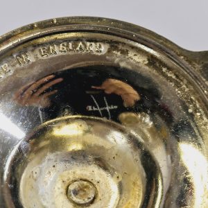 Elegant kristallkaraff med silverdetaljer – 29 cm, tillverkad i England