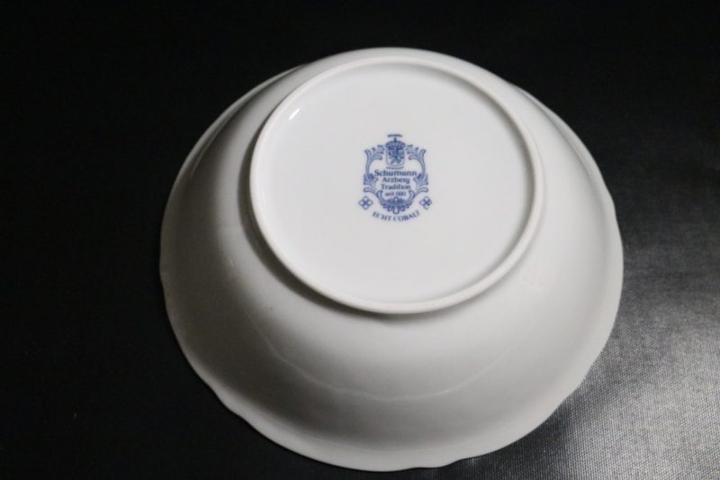 Elegant skål från Schumann Arzberg - Tidlös tysk elegans i porslin