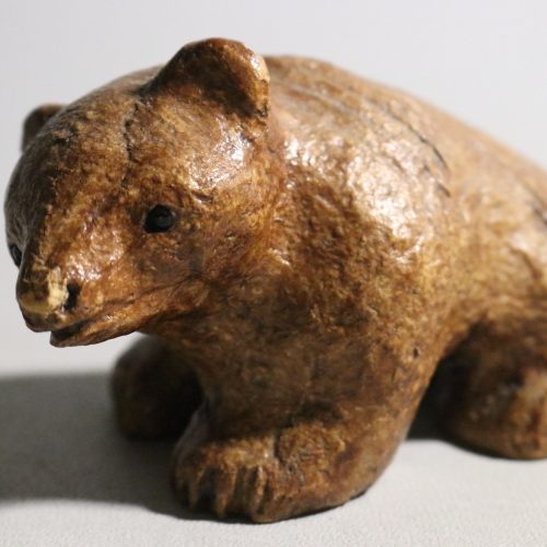 Handgjord Skulptur av Björn – Rustik och Detaljrik, 12 cm