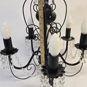 Elegant Taklampa med Glasprismor – Klassisk Charm och Tidlös Design