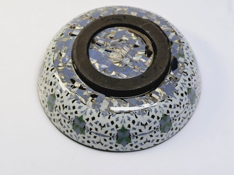 Elegant keramikskål med unik mosaikdesign, 17 cm