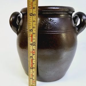 Wallåkra-krus 2L – Saltglaserad stengods i klassisk design