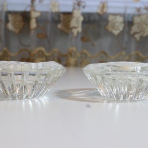 2st bordsljusstakar, glas