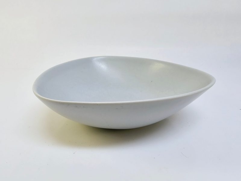 Elegant Höganäs-skål – Stilren och Tidlös Design
