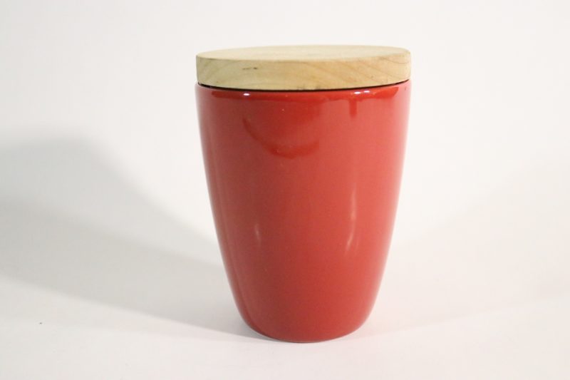 Höganäs Mugg/Krus – Elegant Design med Trälock