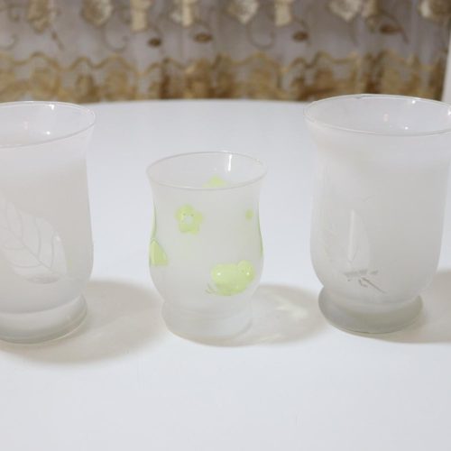3st ljuslyktor i glas med lövdekor