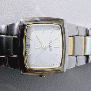 PULSAR WATER RESISTANT ST. STEEL VX82-X320 MOVEMENT JAPAN 580072